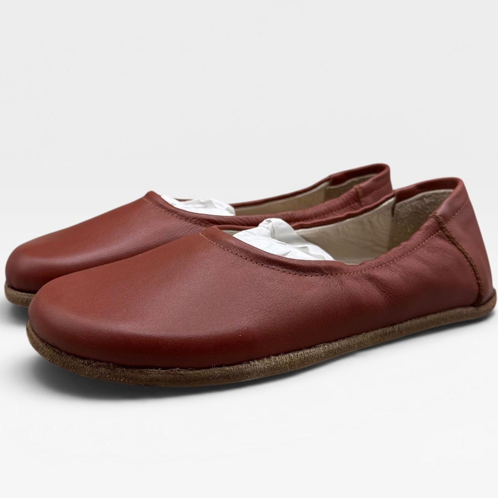 Earthing Harmony Barefoot Flats Womens 38 Leather Grounding Shoes Red Brown NEW
